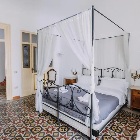 Real Umberto By Wonderful Italy *